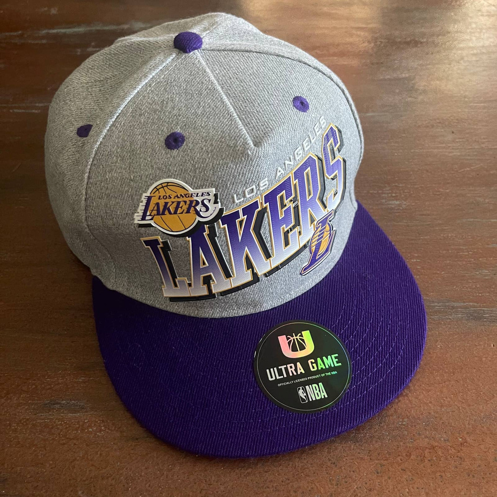 NEW Los Angeles Lakers Ultra Game Snapback Hat